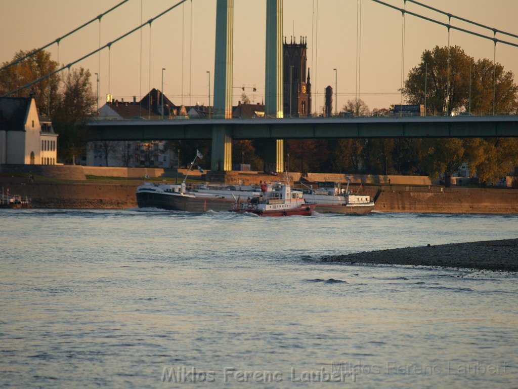 Loeschboot Branddirektor Hans   P062.JPG